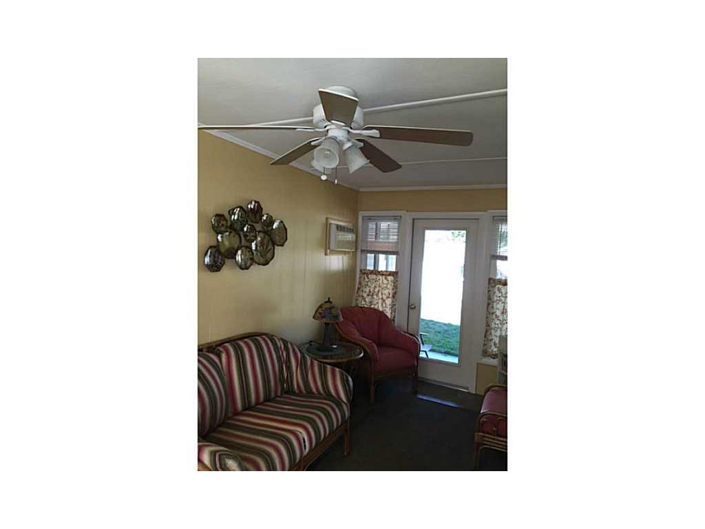 277 Bailey St, Woonsocket, RI 02895 photo 4