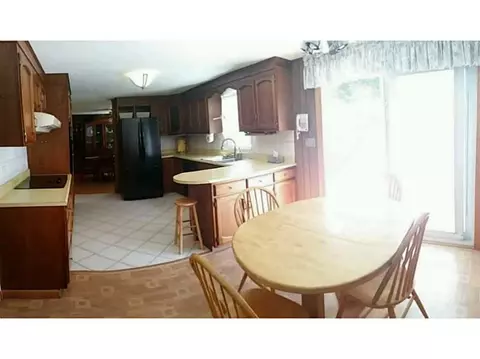 40 Foxcroft Ave, Warwick, RI 02889 photo 4