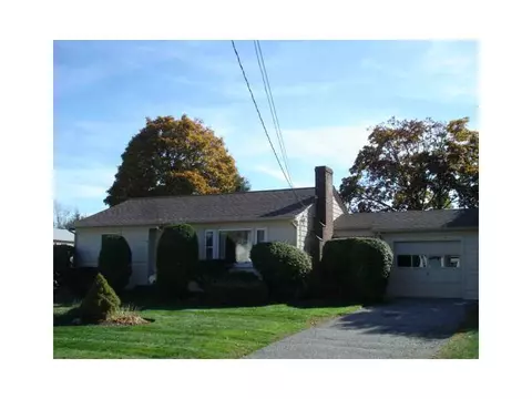 52 Commodore Ave, Warwick, RI 02888 photo 1