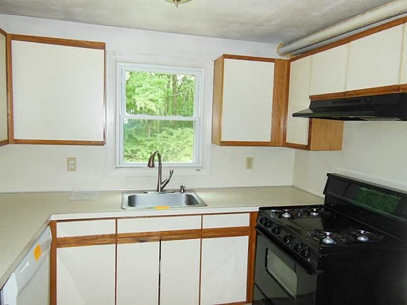 61 Reed St, Warwick, RI 02886 photo 10