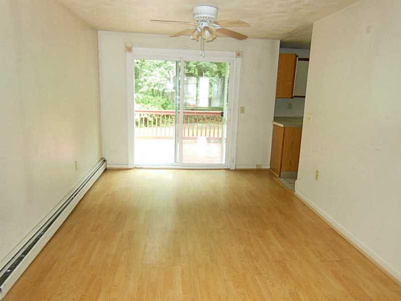 61 Reed St, Warwick, RI 02886 photo 8