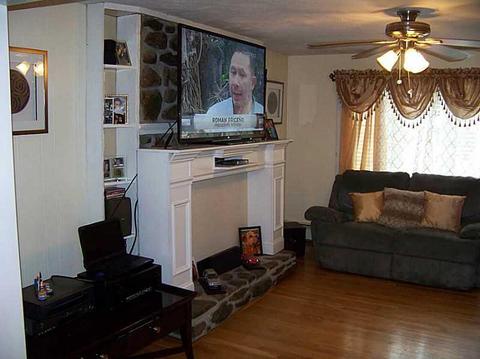 165 Saint Agnes Ave, Woonsocket, RI 02895 photo 8