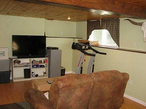 19 Calhoun Ave, Warwick, RI 02886 photo 12