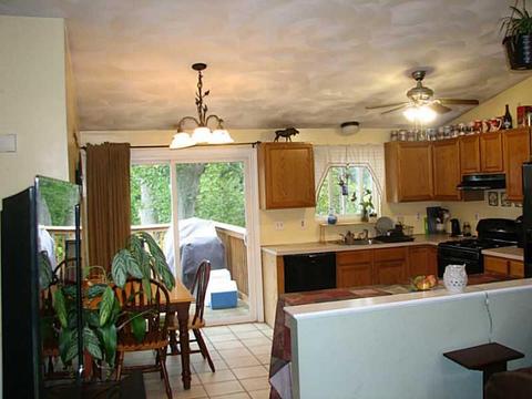 19 Calhoun Ave, Warwick, RI 02886 photo 4