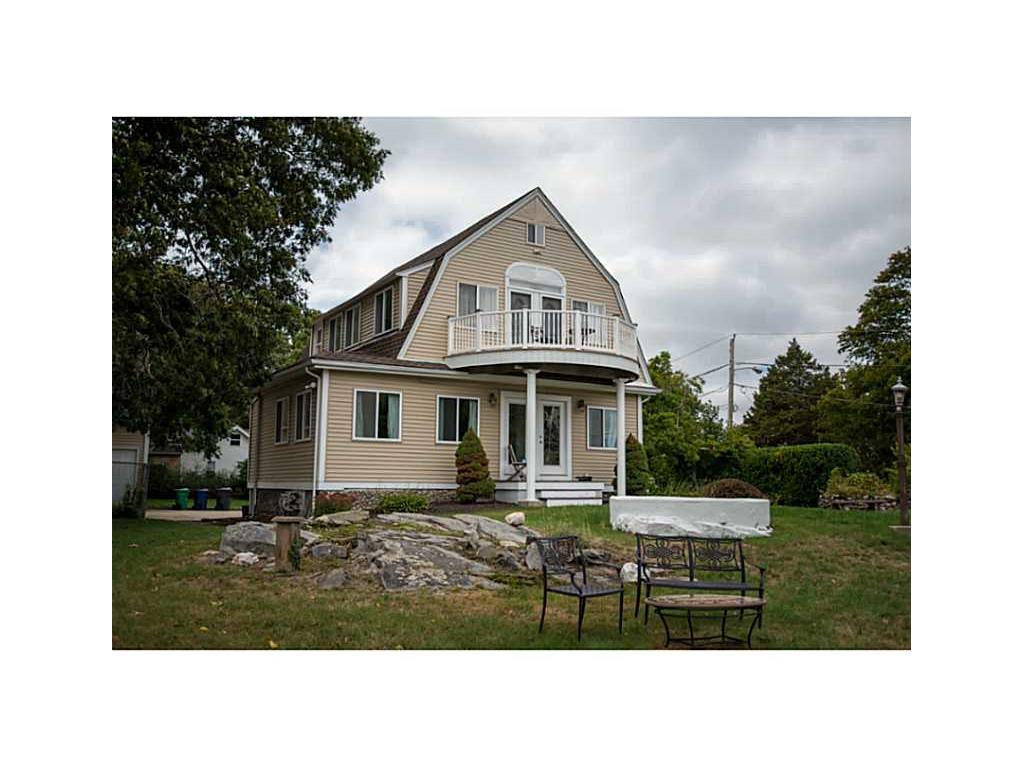 90 Surf Ave, Warwick, RI 02889 photo 1