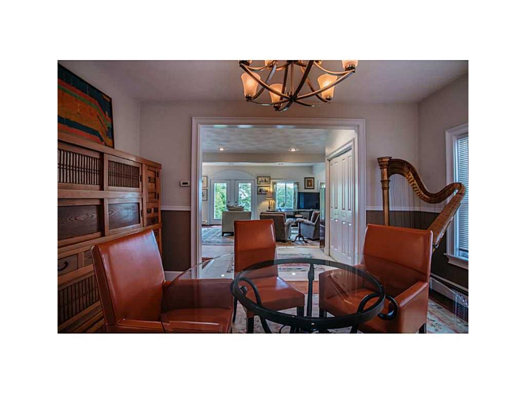 90 Surf Ave, Warwick, RI 02889 photo 7