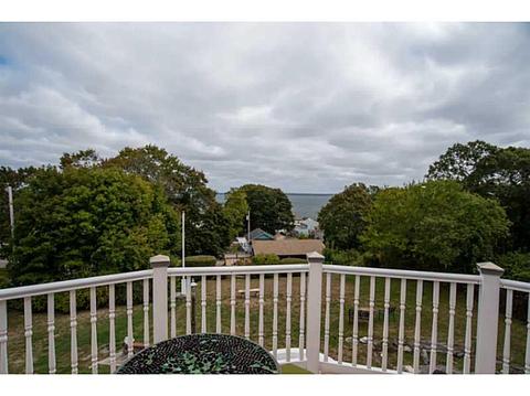 90 Surf Ave, Warwick, RI 02889 photo 17