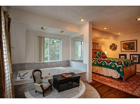 90 Surf Ave, Warwick, RI 02889 photo 15