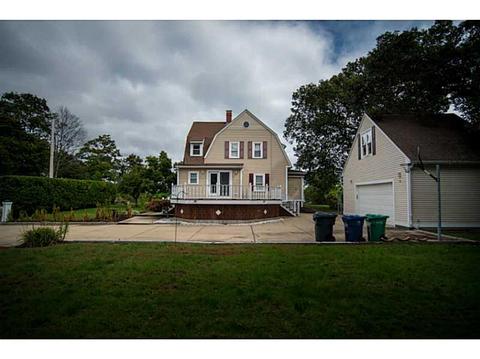 90 Surf Ave, Warwick, RI 02889 photo 3