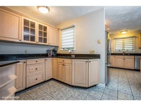 4 Seacrest Dr, Westerly, RI 02891 photo 4