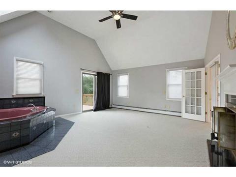 4 Seacrest Dr, Westerly, RI 02891 photo 8