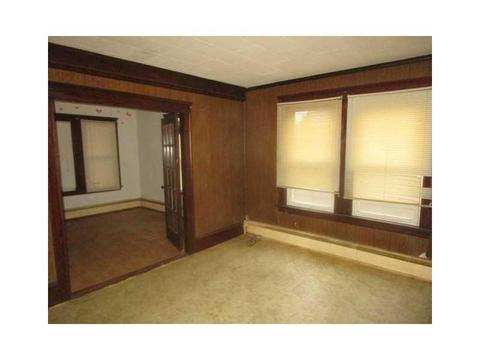 84 St Leon Ave, Woonsocket, RI 02895 photo 8