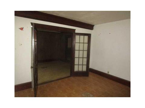 84 St Leon Ave, Woonsocket, RI 02895 photo 7