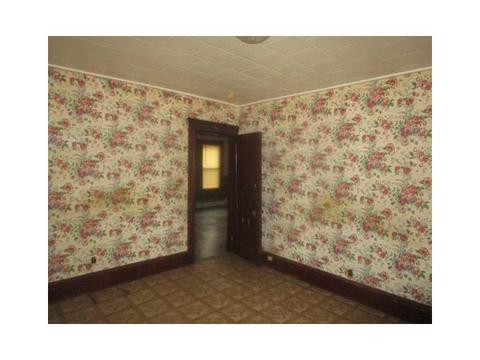 84 St Leon Ave, Woonsocket, RI 02895 photo 11