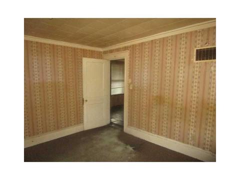 84 St Leon Ave, Woonsocket, RI 02895 photo 5