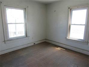 109 School St, Woonsocket, RI 02895 photo 6