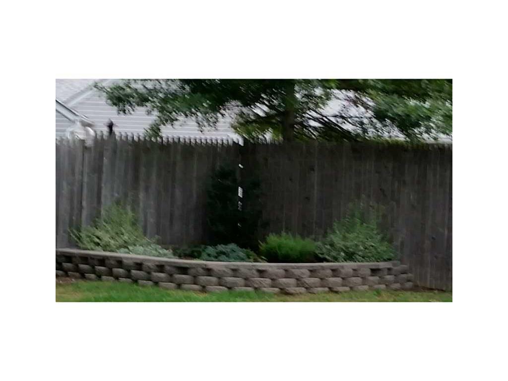 25 Modena Dr, Warwick, RI 02886 photo 3