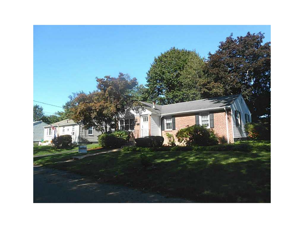 53 Dawson Ave, Warwick, RI 02888 photo 2