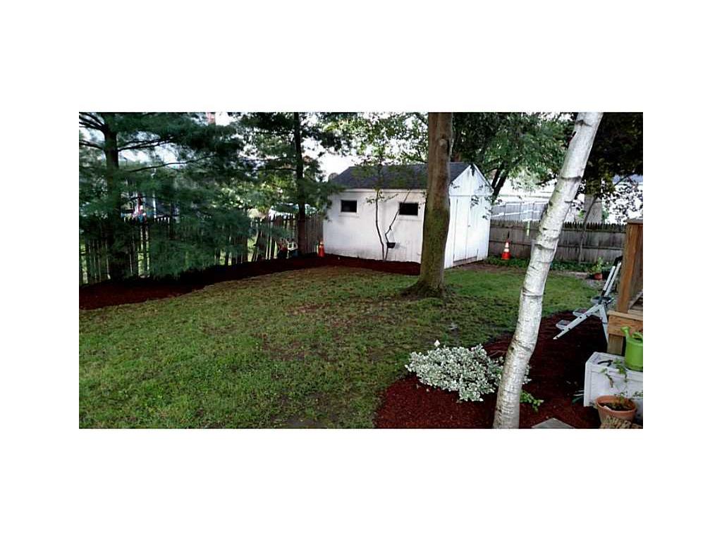 53 Dawson Ave, Warwick, RI 02888 photo 4