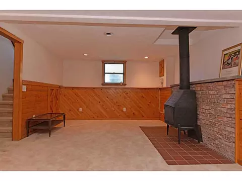 4 Thayer Pl, Warwick, RI 02888 photo 23