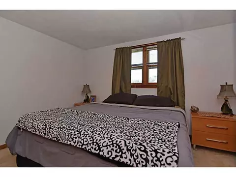 4 Thayer Pl, Warwick, RI 02888 photo 15