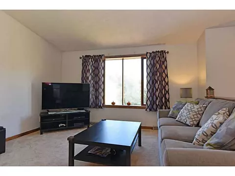 4 Thayer Pl, Warwick, RI 02888 photo 14