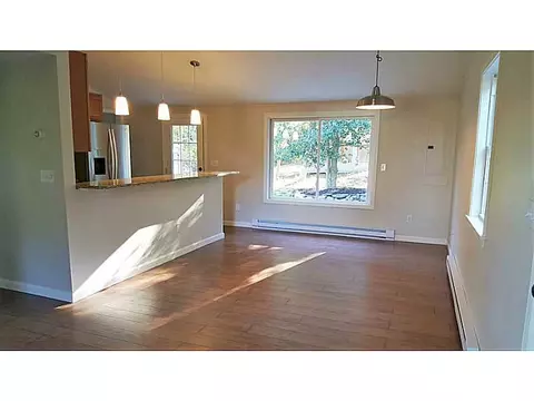 10 W Main Rd, Little Compton, RI 02837 photo 7