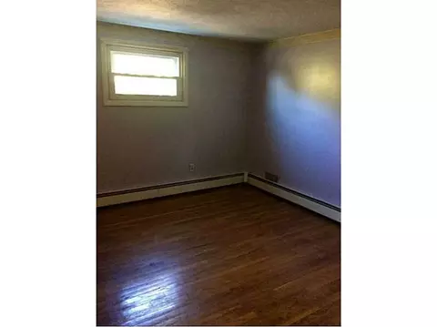 96 Covington Dr, Warwick, RI 02886 photo 7
