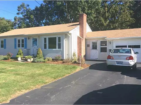 96 Covington Dr, Warwick, RI 02886 photo 1