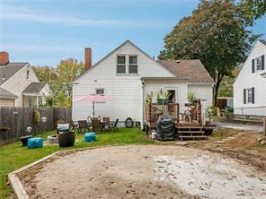 810 Cass Ave, Woonsocket, RI 02895 photo 15