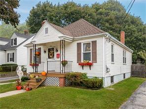 810 Cass Ave, Woonsocket, RI 02895 photo 2