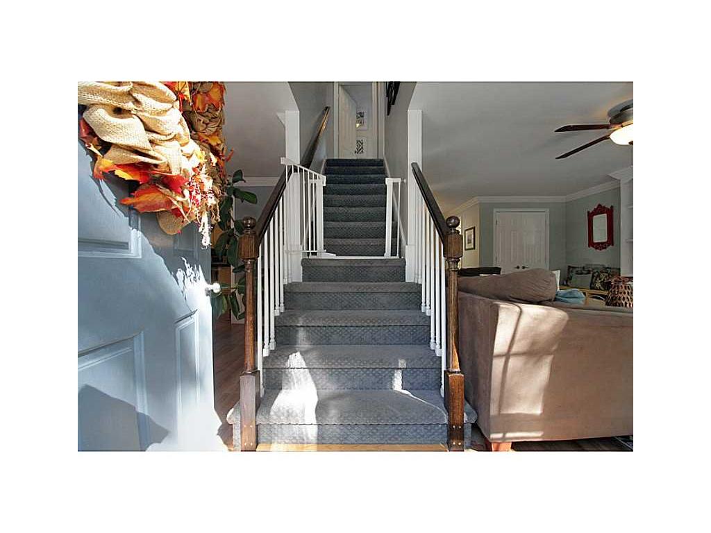 9 Casey Ln, Coventry, RI 02816 photo 4