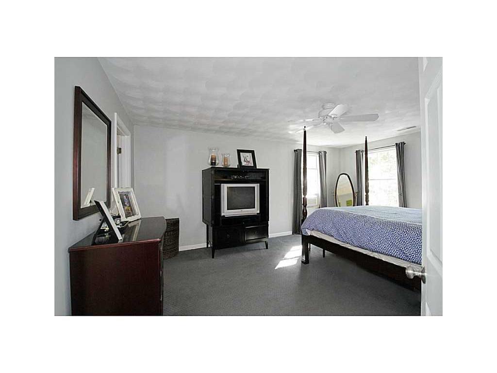 9 Casey Ln, Coventry, RI 02816 photo 11