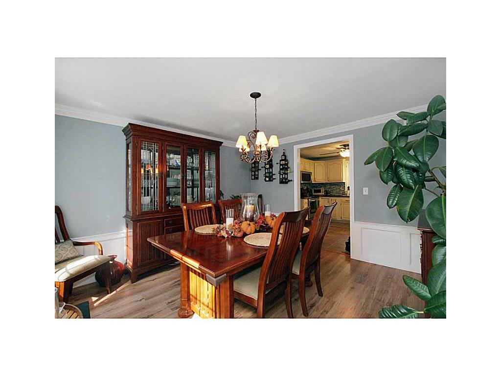 9 Casey Ln, Coventry, RI 02816 photo 2