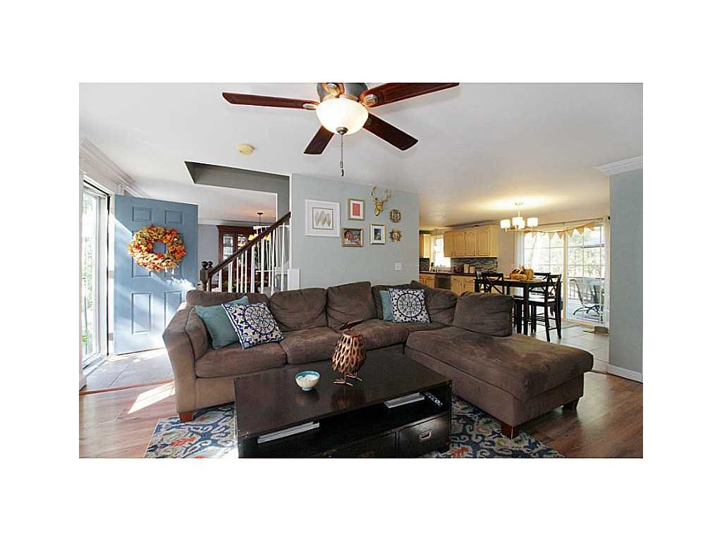 9 Casey Ln, Coventry, RI 02816 photo 6
