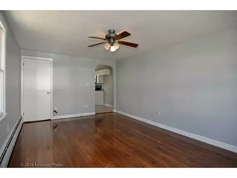 33 Pullen Ave, Pawtucket, RI 02861 photo 8