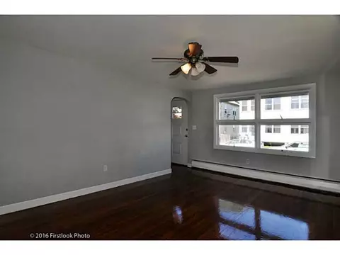 33 Pullen Ave, Pawtucket, RI 02861 photo 7