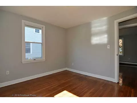 33 Pullen Ave, Pawtucket, RI 02861 photo 17