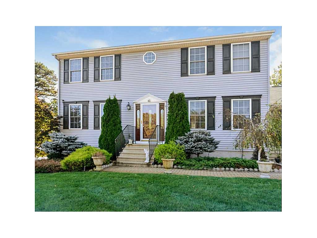 41 Kiley Way, Coventry, RI 02816 photo 1