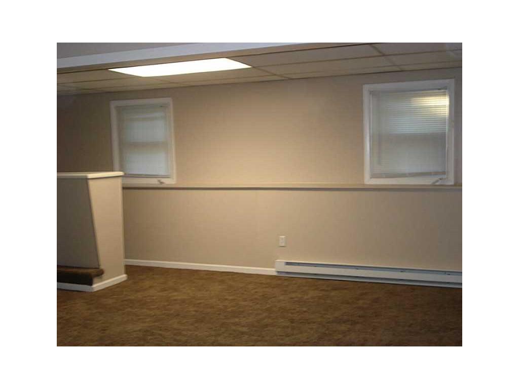 12 Lea Dr, Bristol, RI 02809 photo 18