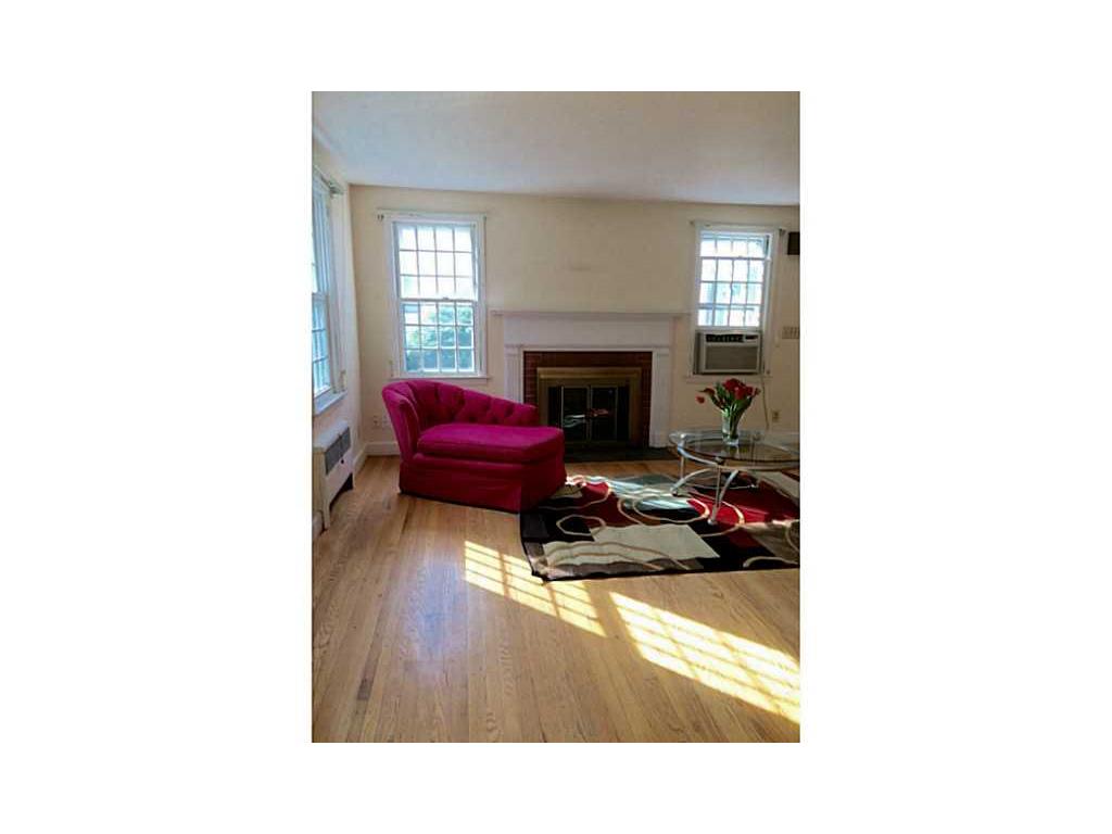 73 Nelson St, Warwick, RI 02888 photo 3
