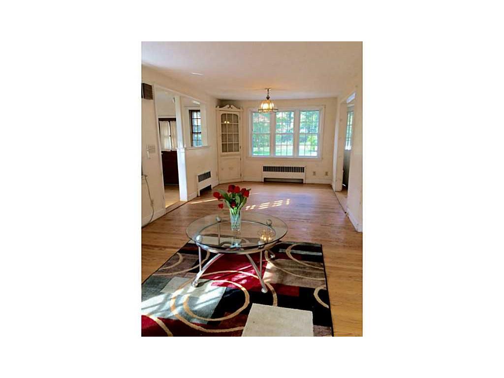 73 Nelson St, Warwick, RI 02888 photo 5