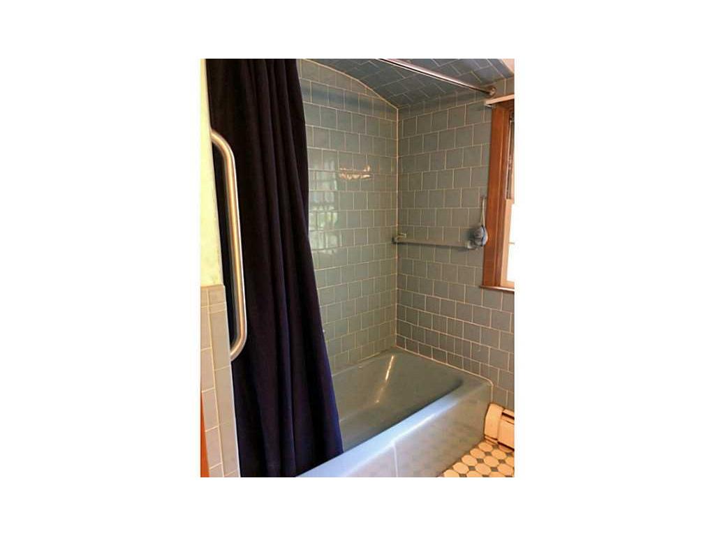 73 Nelson St, Warwick, RI 02888 photo 12