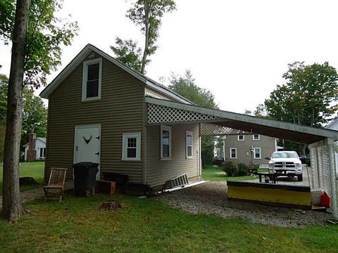 26 Maple St, Coventry, RI 02816 photo 4