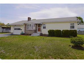 235 Mapleton St, Cranston, RI 02910 photo 11