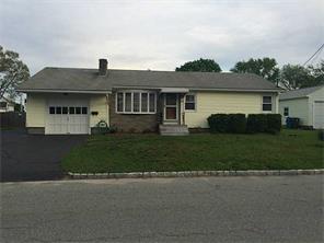 235 Mapleton St, Cranston, RI 02910 photo 2
