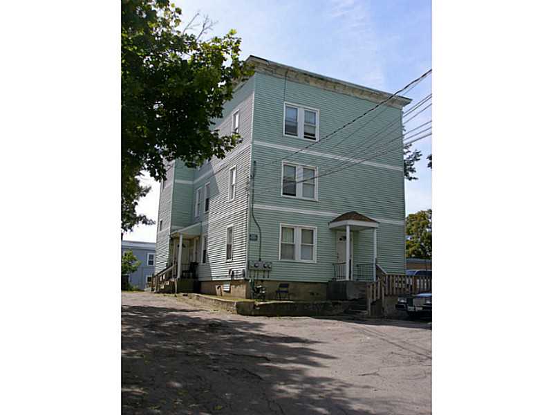 33 Chester St, Woonsocket, RI 02895 photo 1