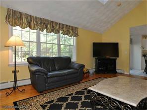 74 Rolling Hill Dr, Exeter, RI 02822 photo 15