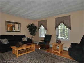 74 Rolling Hill Dr, Exeter, RI 02822 photo 3