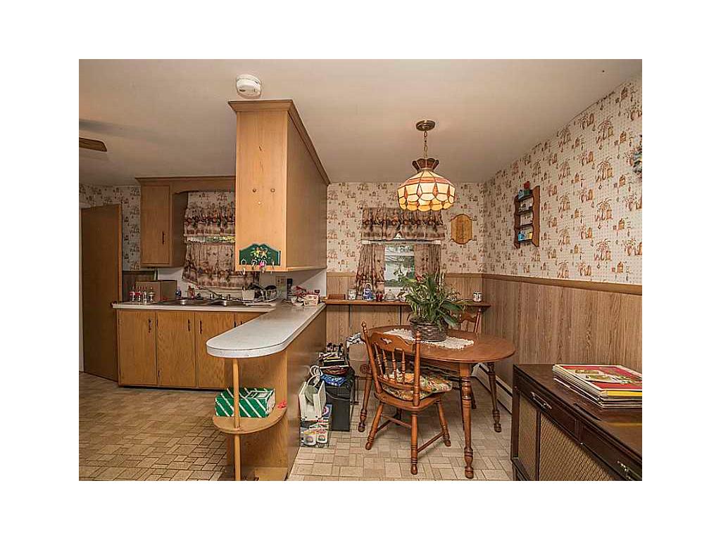90 Mendon Rd, Attleboro, MA 02703 photo 12